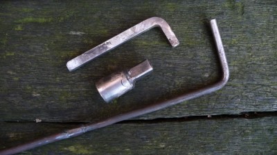 photo 2: simple tools I made up for the job