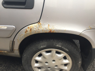 rust - L, door closed.jpg