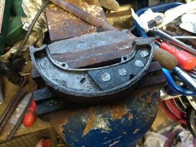 brakeshoe2.jpg