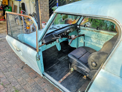 Interior de-dusted...again.
