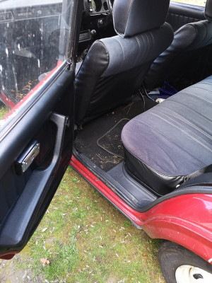 Fuel pump supply cable no longer dangling in the footwells