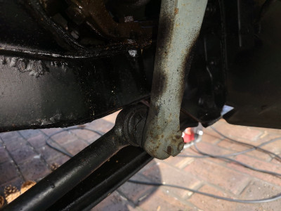 Steering drag link ball joint dust cover is also knackered
