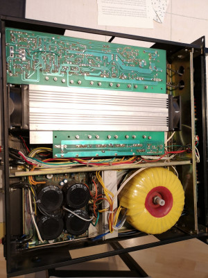 Spectra 90/D amplifier internal layout