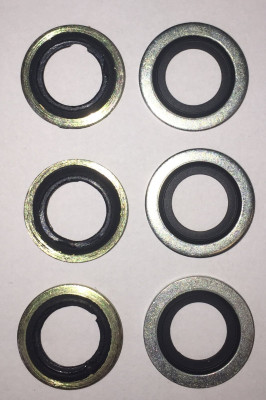 Dowty Seals.JPG