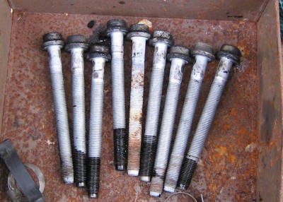 Head Bolts.jpg