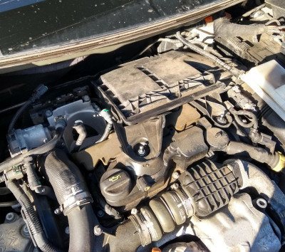 enginetop.jpg
