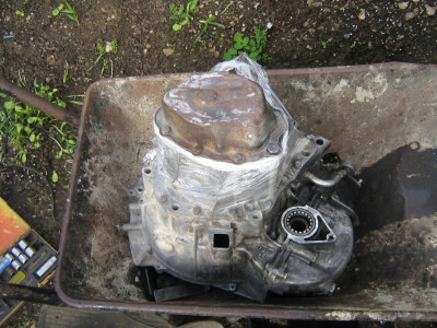 21Gearbox 18 End Casing Painted.JPG