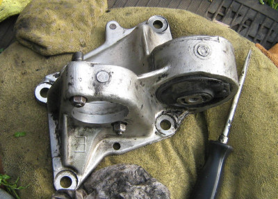 Engine Mount Bottom 05 Cleaning.JPG