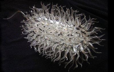 glass-sculptures-of-viruses-luke-jerram-3-1.jpg
