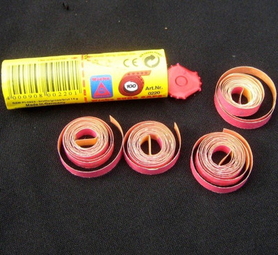 12-Rolls-x-100-Shot-Toy-Gun-Caps_700_600_1O0DU.jpg