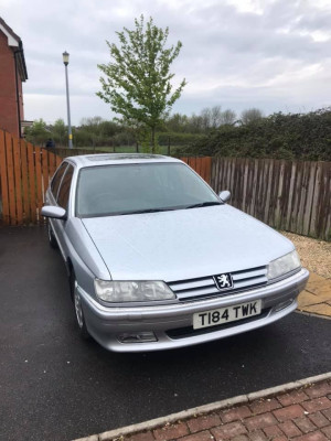 peugeot 605.jpg