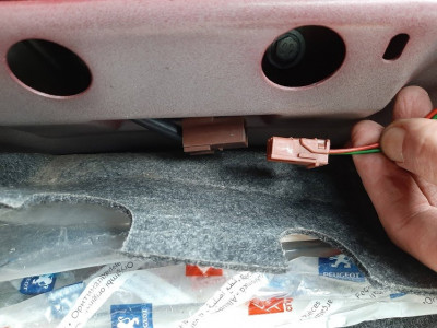 Tailgate Hydractive Switch connector