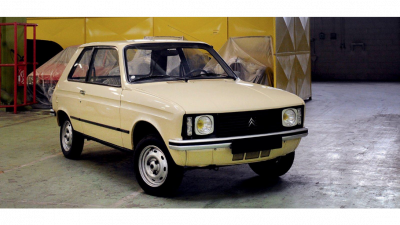 same auction as the Pug 104