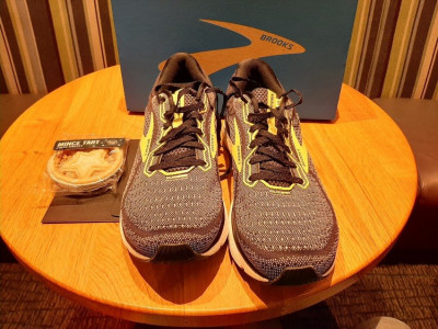 Brooks Glycerin 18