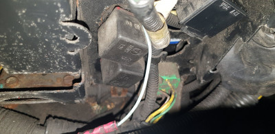 When it looses electrical power it looses it at these relays too.