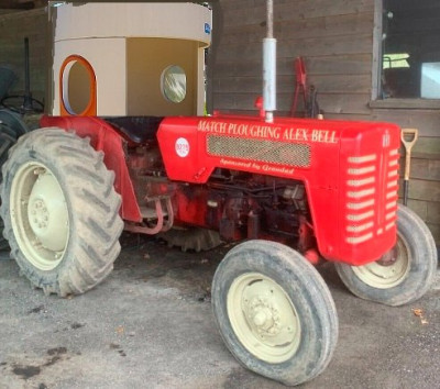tractor2.jpg