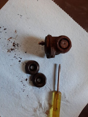 wheelcylinder.jpg