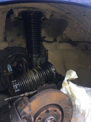 Skull's (CitroJim's) replacement gaiter fitted