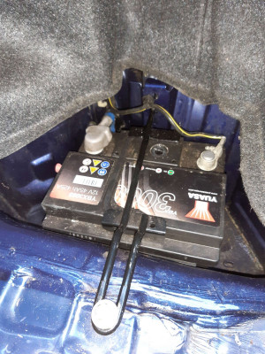 MX5 battery clamp - own work