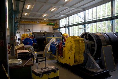 Own work - Elbe Tunnel lift motors
