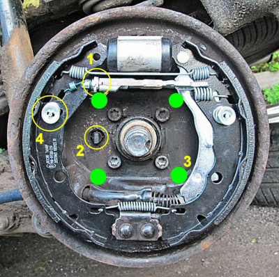 Xsara-Picasso_Rear-brake-shoes-in-situ_xantia-v6.jpg