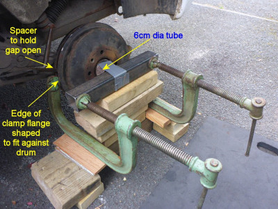 Xsara-Picasso_Rear-brake-drum-extractor_1200.jpg