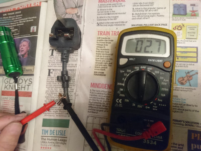 Checking the meter reading very low resistance lead to lead