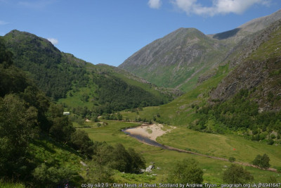 geograph-6941647-by-Andrew-Tryon.jpg