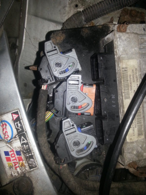 ECU connectors.jpg