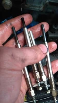 Glow plug (partial) removal