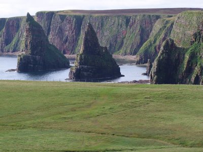 The magnifcent sea-stacks at Duncansby Head