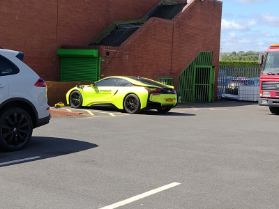 Mark's i8
