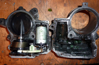 throttle body-red.JPG