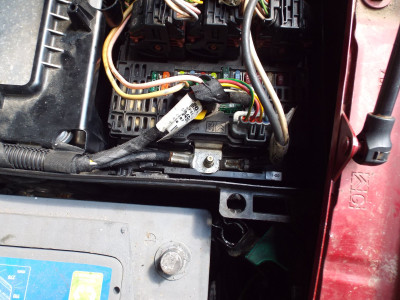 Bolt connecting cables to main bus bar for BOTH fuse boxes (I have already removed the nut)