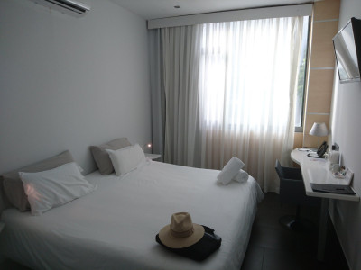 Massive room/bed