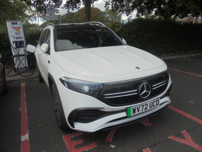 bit of a novelty...could be the first spot of a Mercedes EQB....normally its the EQC which you see with the green flash.