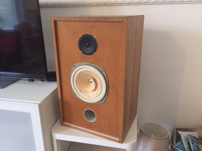 speakers1.png