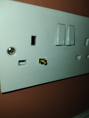 This is what I was presented with upon unplugging it!