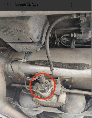 Valve that make the noise and pump with the spheres