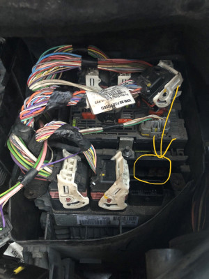fuse location.jpg