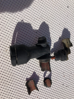 more broken plastic just waiting to fail