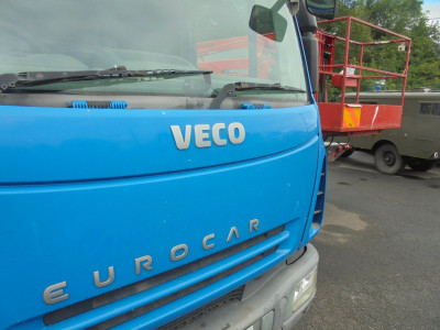 Falcon Original<br />Front-View The Missing I and the VECO