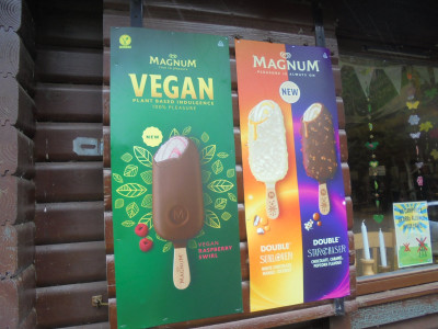 Snack Bar Ice Cream Advert
