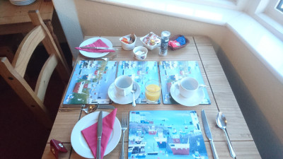 The sunny table with attractive mats
