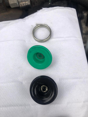 ALLOY RING - NEW RUBBER CAP - OLD RUBBER CAP