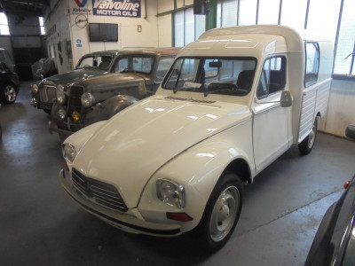 Citroen Van again nicely turned out in White