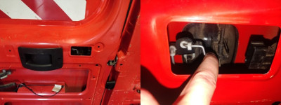 manual_rear_door_lock.jpg