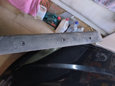 Obviously the holes only go through the edge.