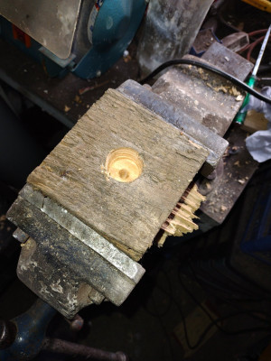 Modified with 25 mm flat wood bit