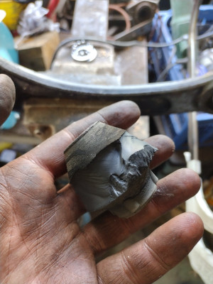 De-bushing